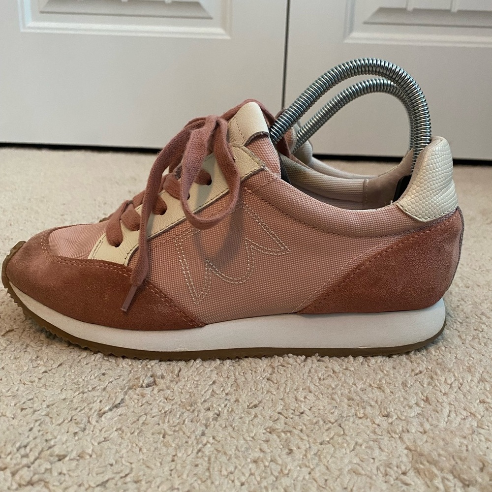 Birdies Roadrunner Women's‎ Size 7 Sneakers Pink & White Lace Up Active